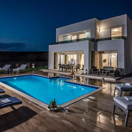 Villas Royal II With Private Pool Novalja Exterior photo