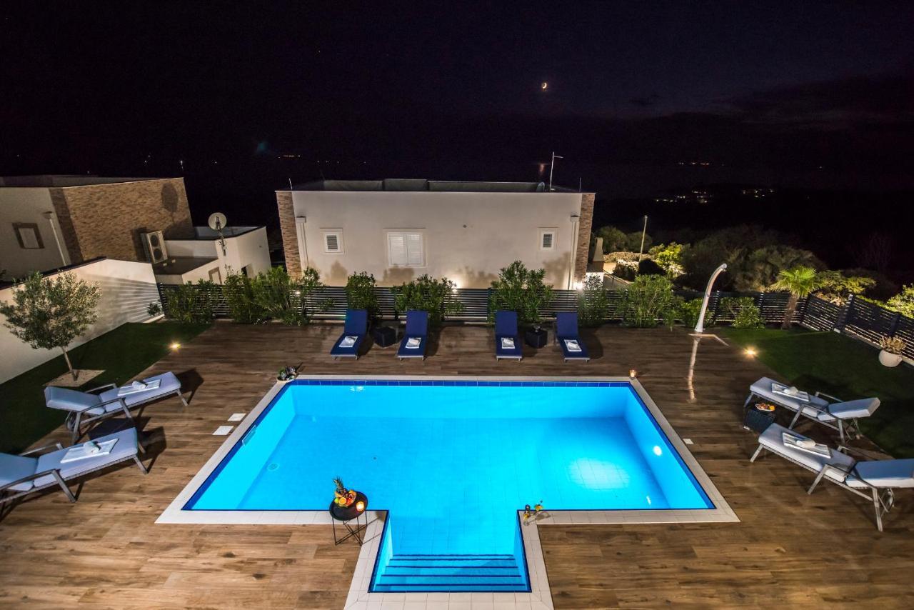 Royal Ii With Private Pool Villa Novalja